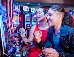 678pt တိုက်ရိုက်ကာစီနို Live Baccarat Dragon Tiger MMK Myanmar ကစားသမားများ